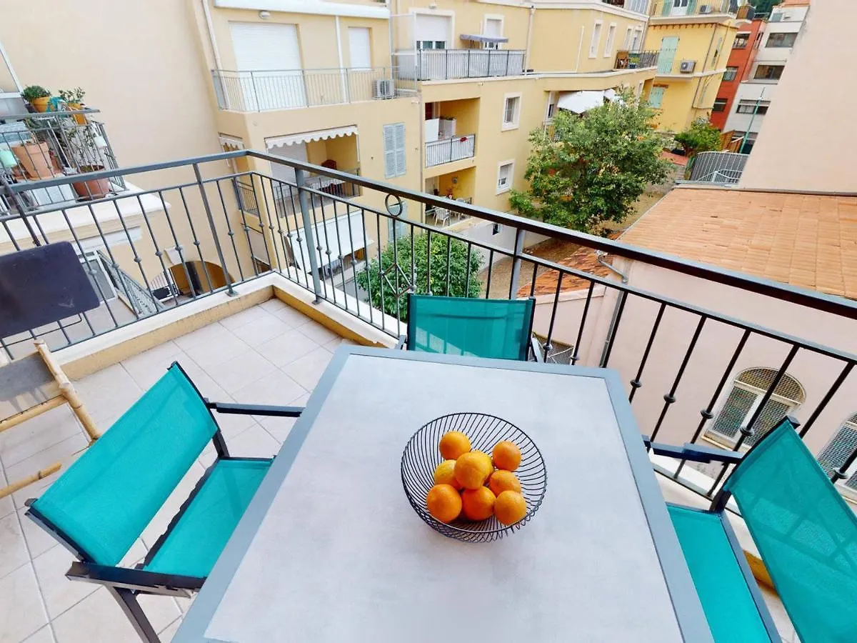 Charmant 2P Climatise En Centre-Ville Avec Terrasse Et Parking Prive - Fr-1-196-336 location